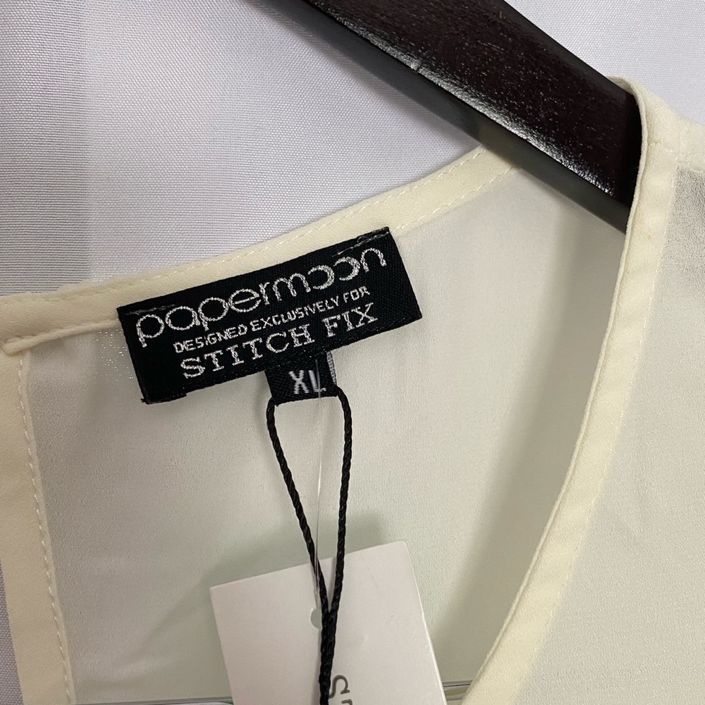Paper moon blouse - Picture 3 of 6